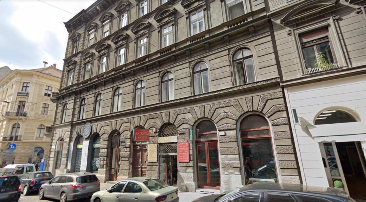 Kiraly88 - Location In Budapest! Boedapest